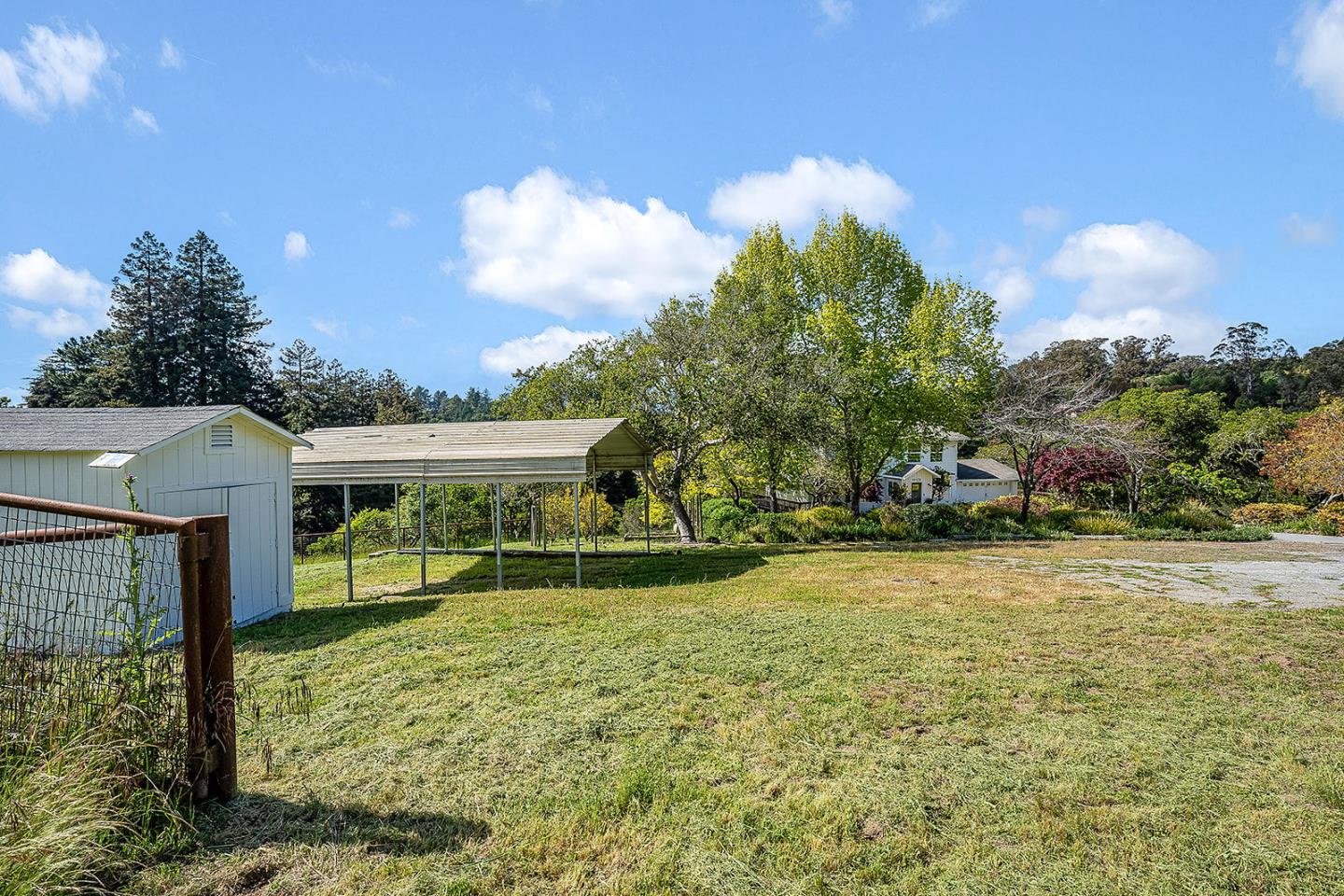 1170 Larkin Valley Road