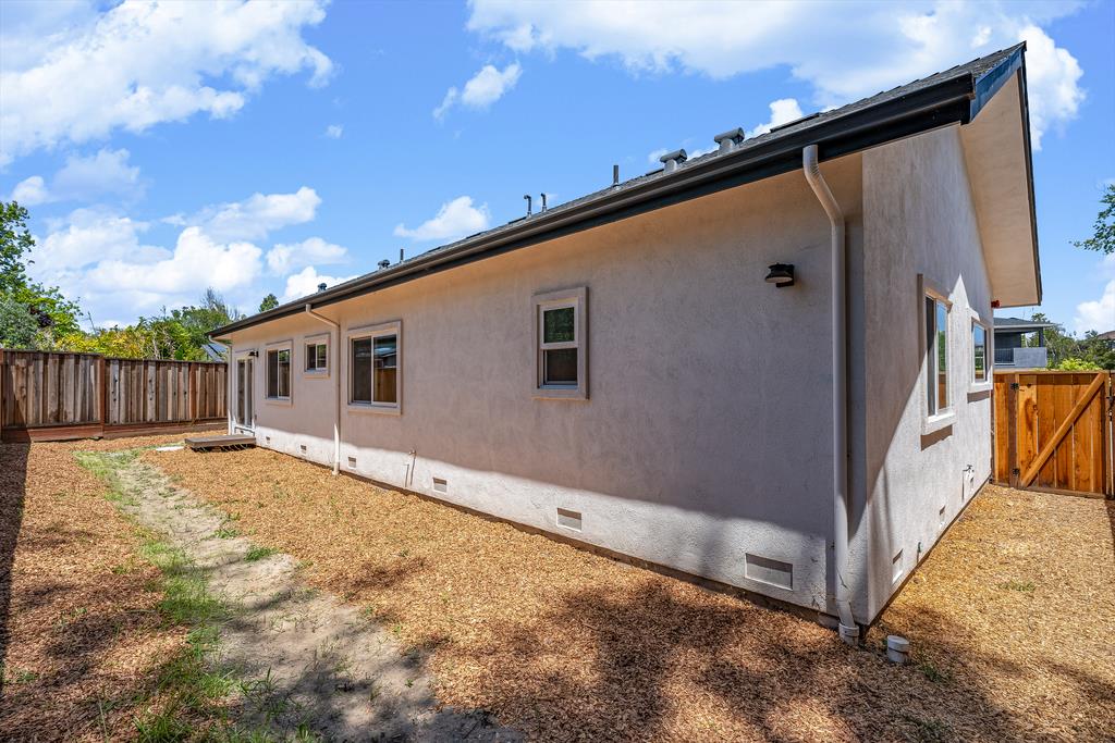 2265 Paul Minnie Court
