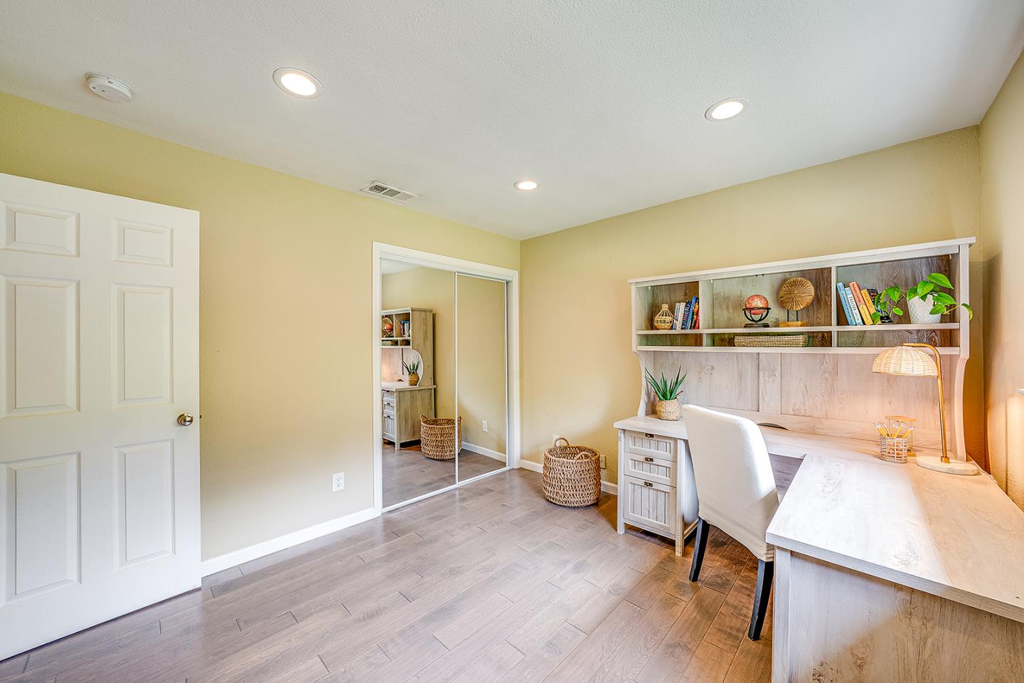 206 Monte Vista Drive