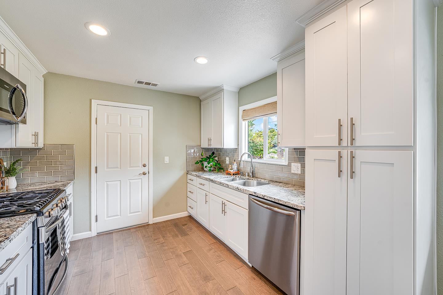 206 Monte Vista Drive