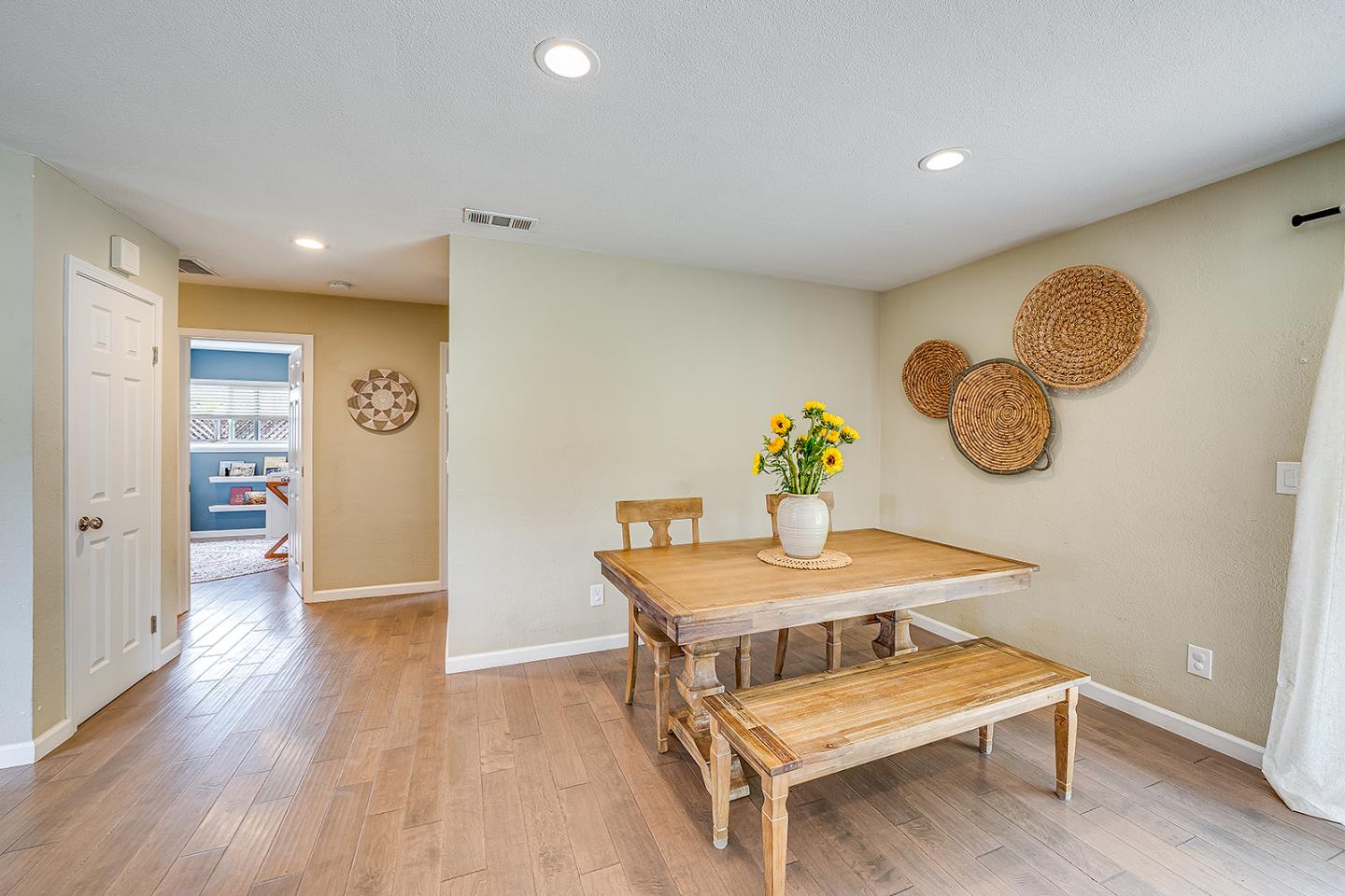 206 Monte Vista Drive