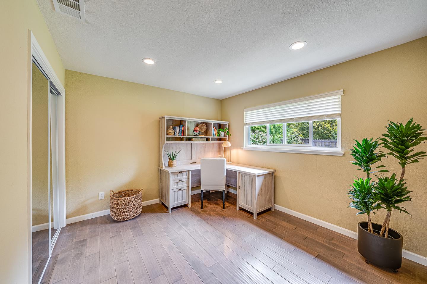 206 Monte Vista Drive