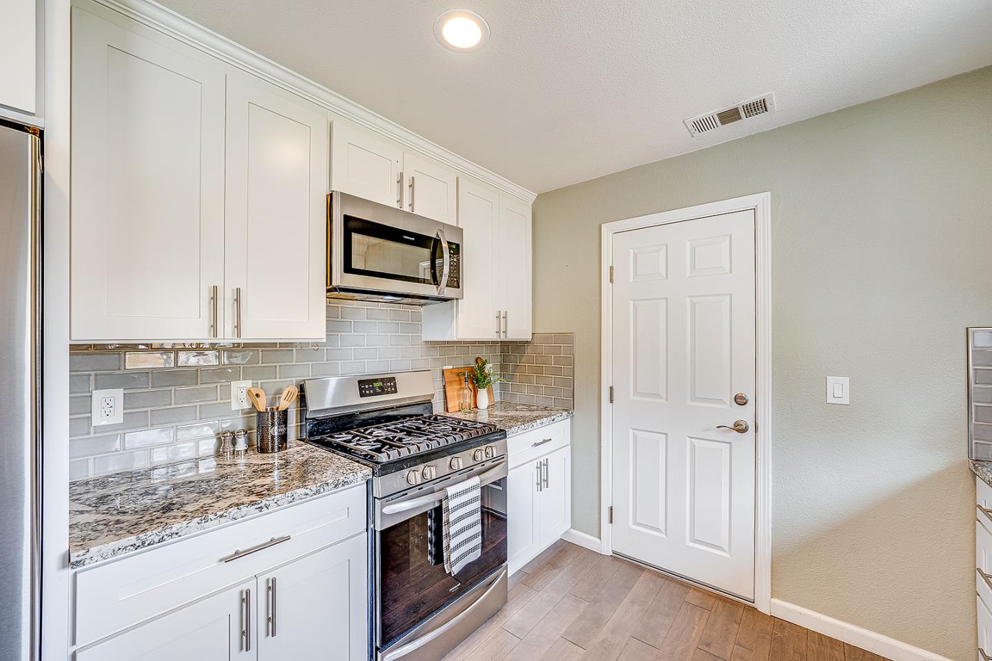 206 Monte Vista Drive