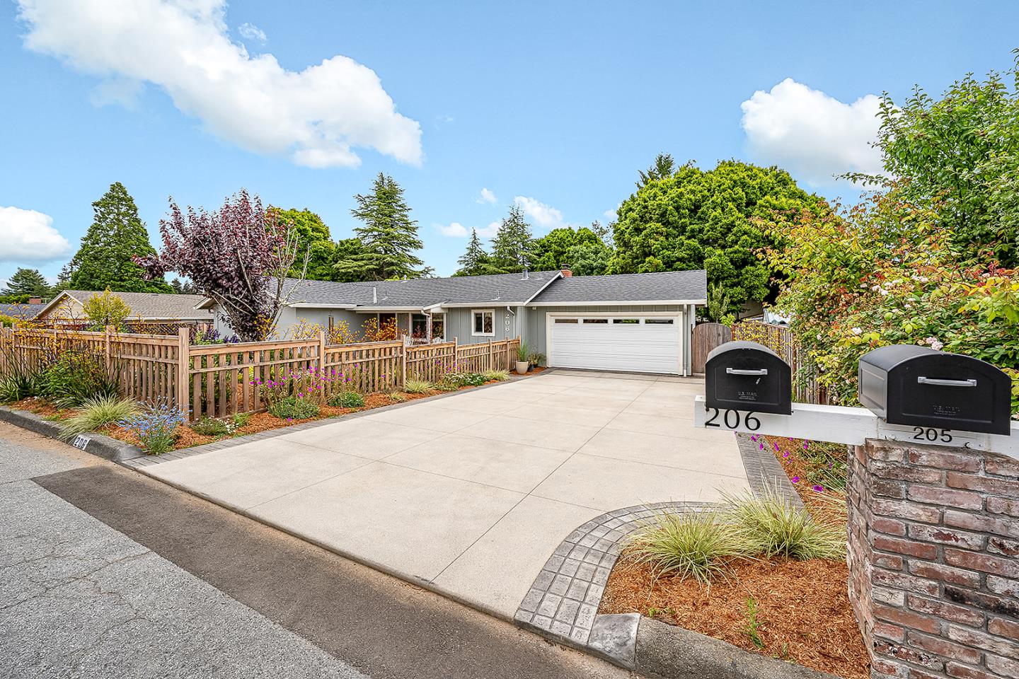 206 Monte Vista Drive