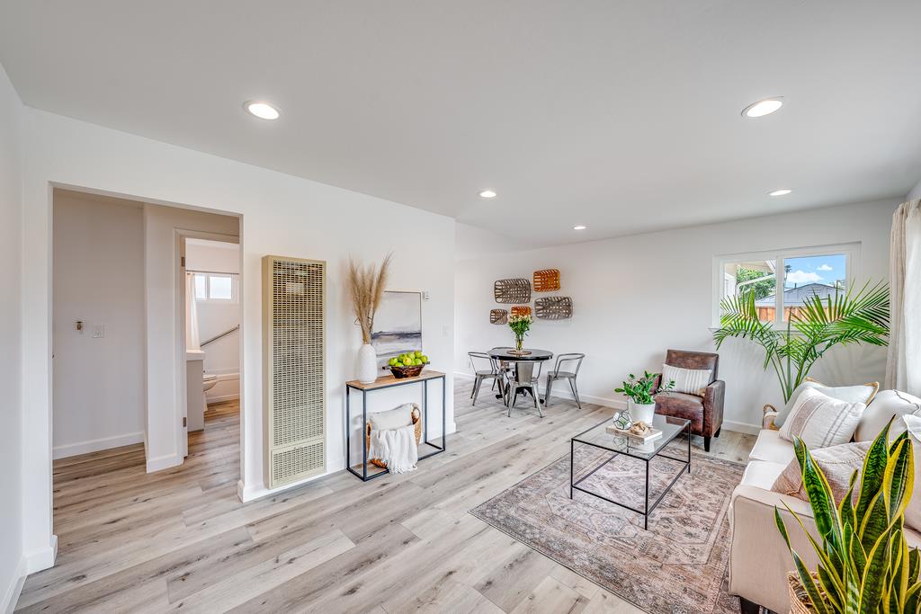 212 Sacramento Avenue