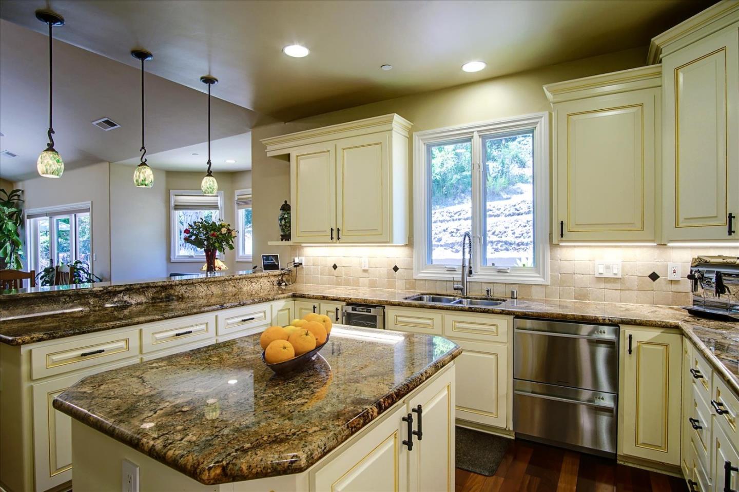 1400 Bonita Drive