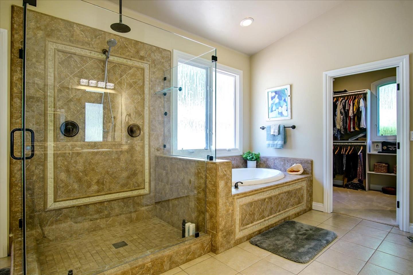 1400 Bonita Drive