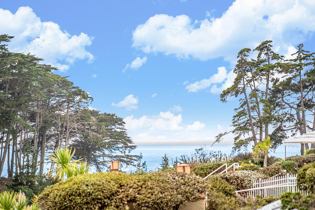 112 Seascape Resort Drive