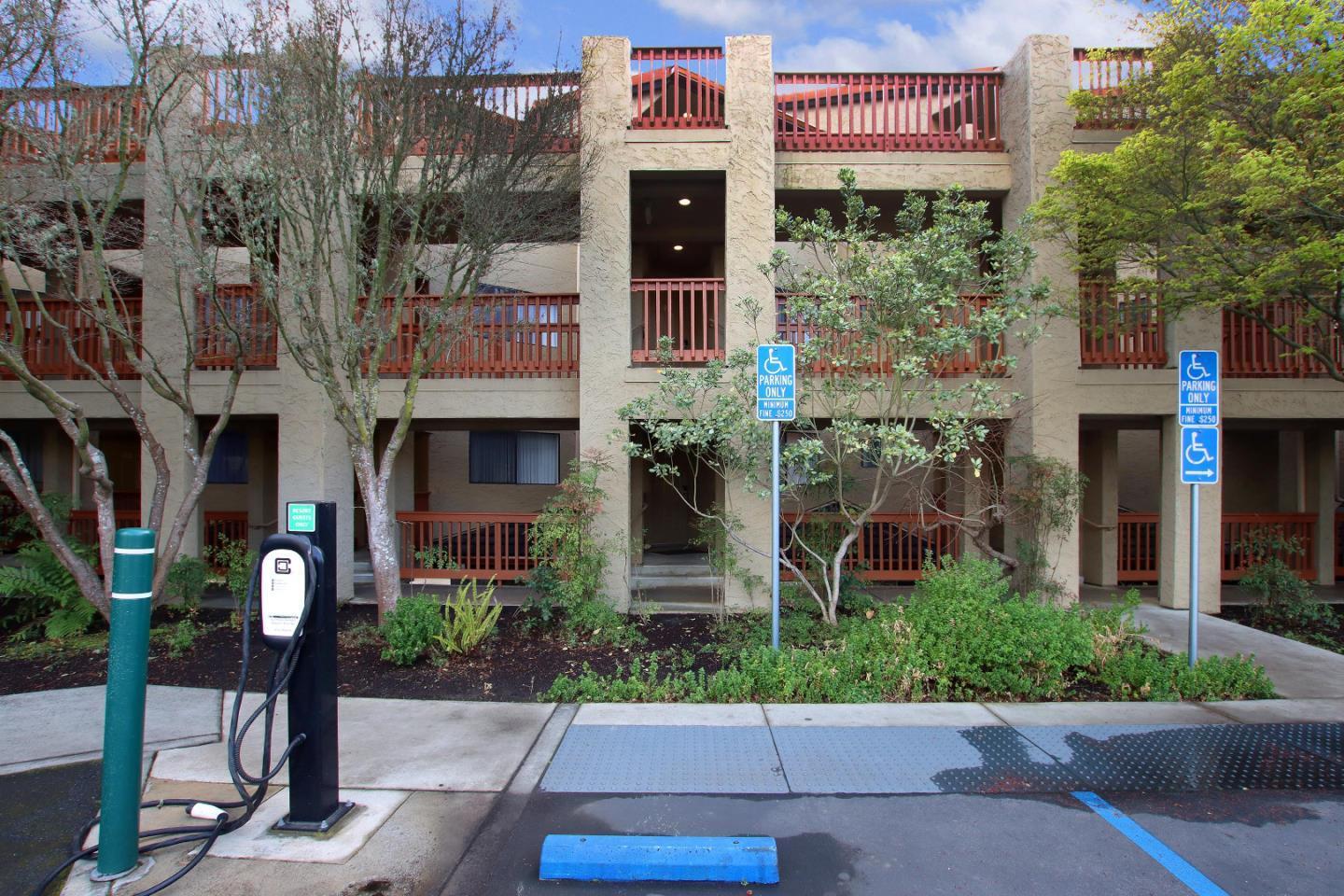 112 Seascape Resort Drive