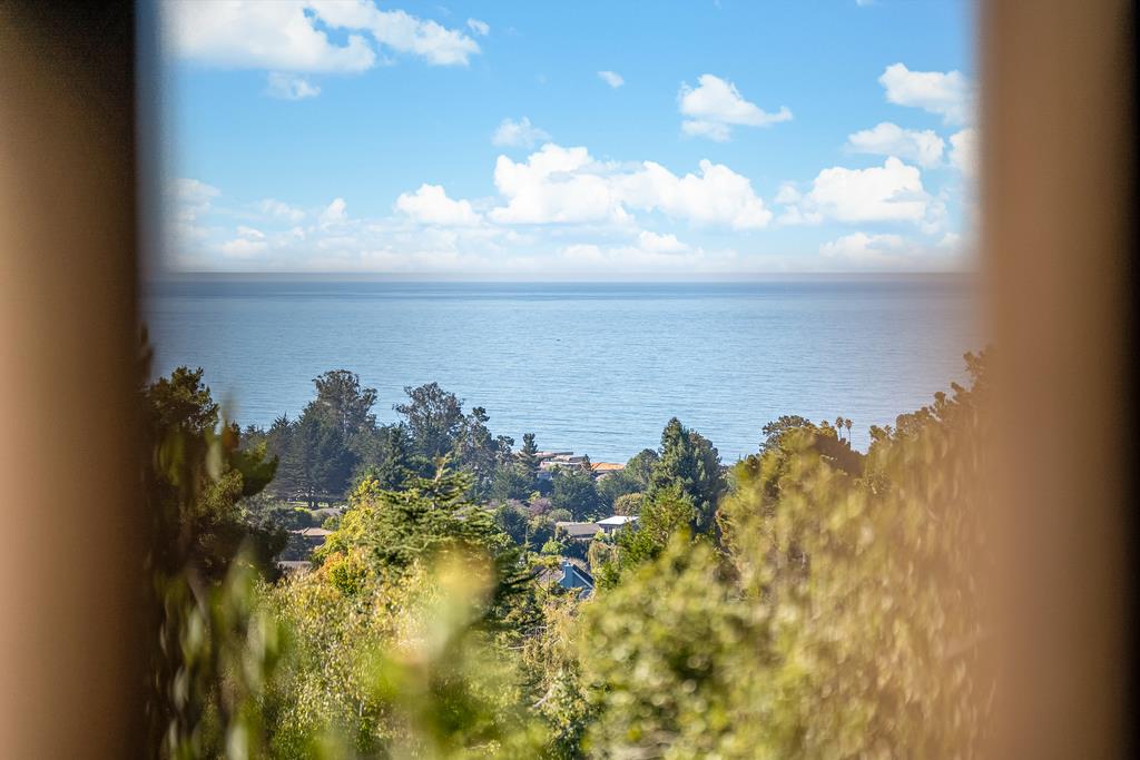 628 Vista Del Mar Drive