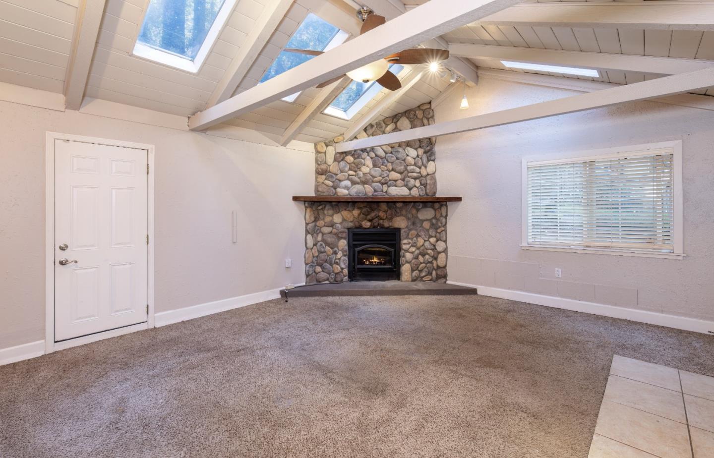 159 Hillside Ave Ave