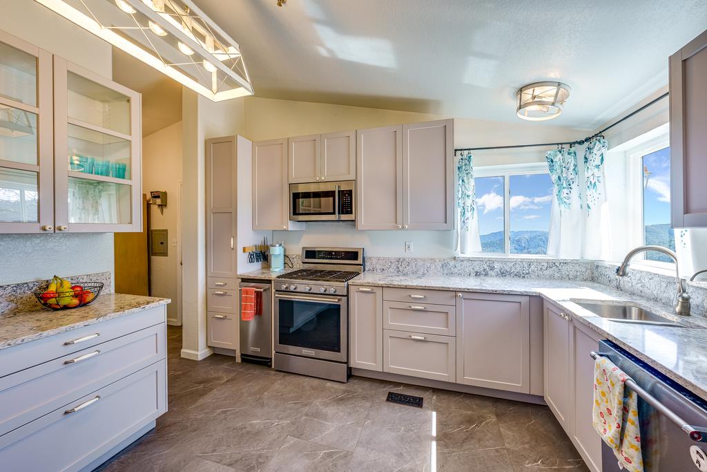 31900 Loma Chiquita RD