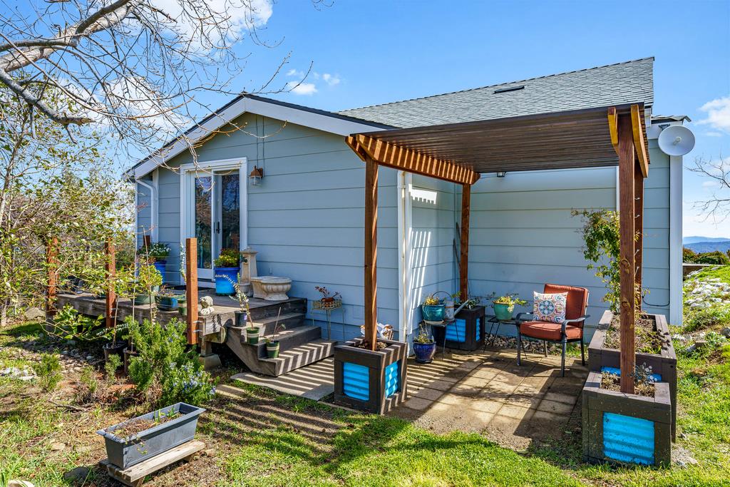 31900 Loma Chiquita RD