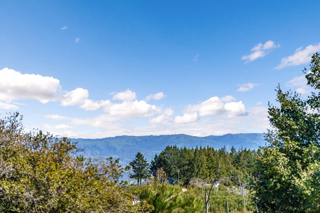 31900 Loma Chiquita RD