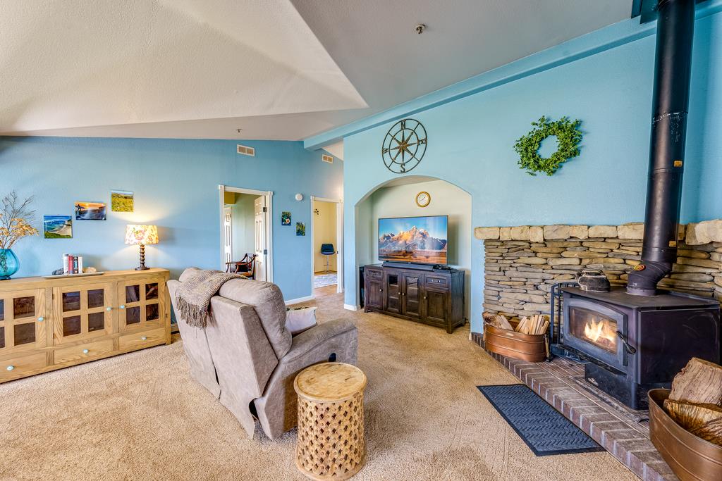 31900 Loma Chiquita RD