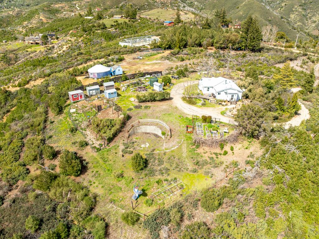 31900 Loma Chiquita RD