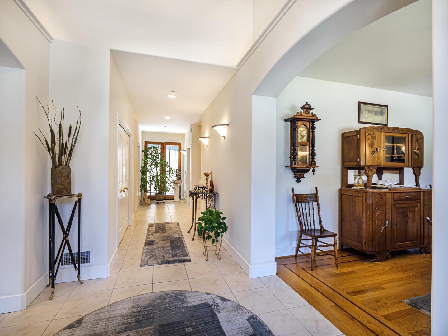 425 Bear Valley Road