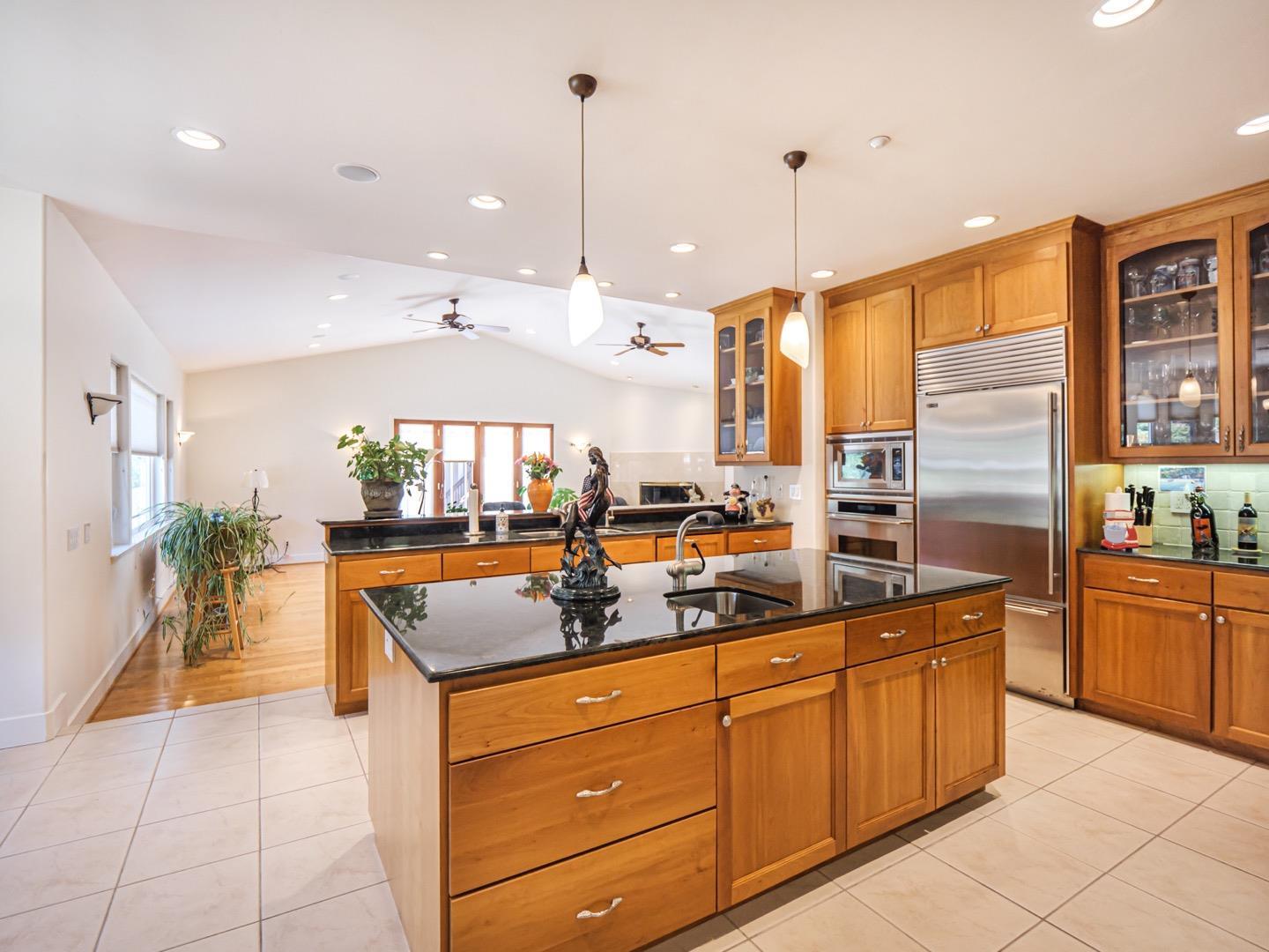 425 Bear Valley Road