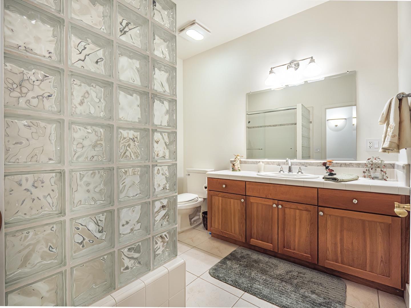 425 Bear Valley Road