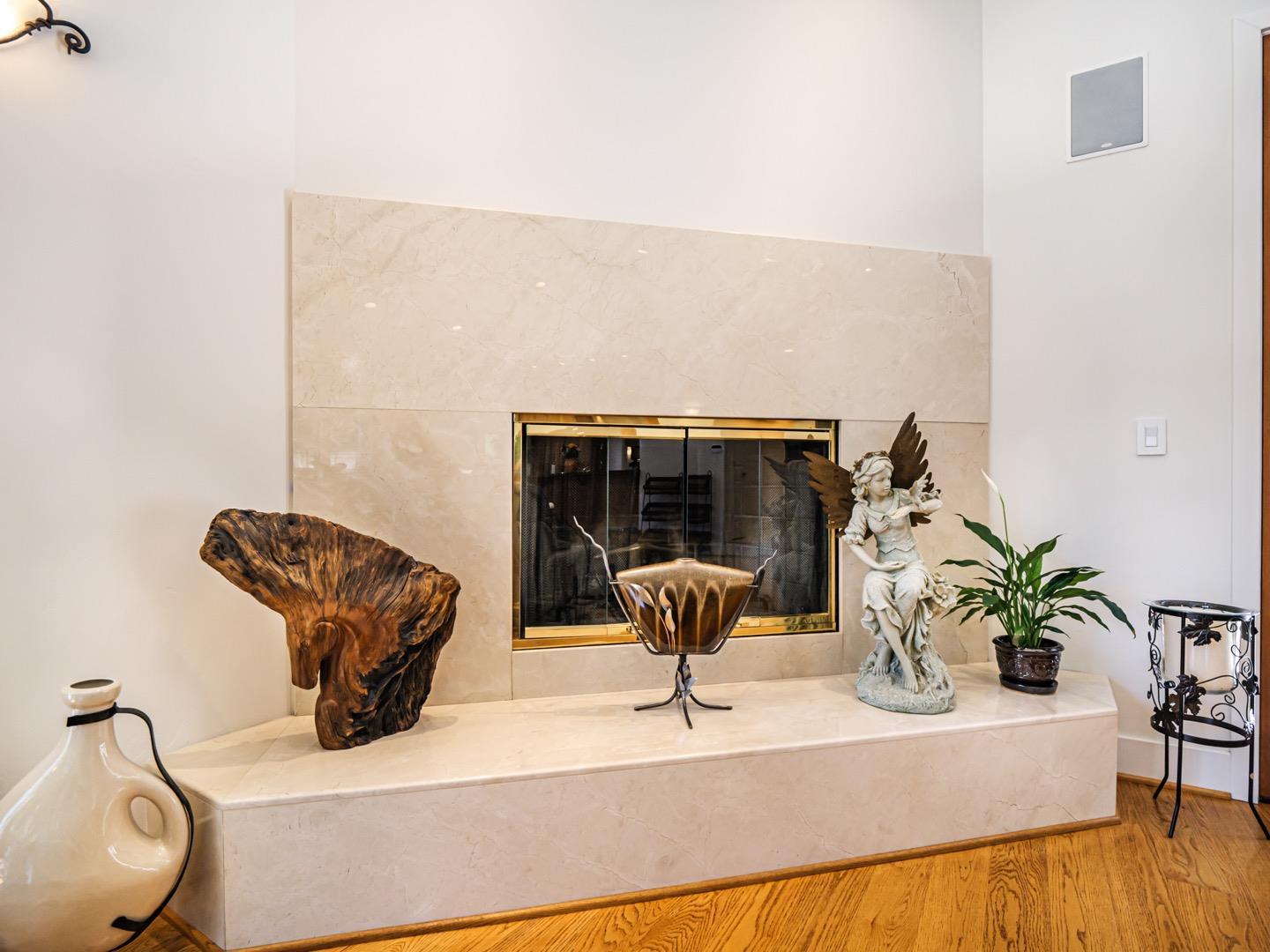 425 Bear Valley Road