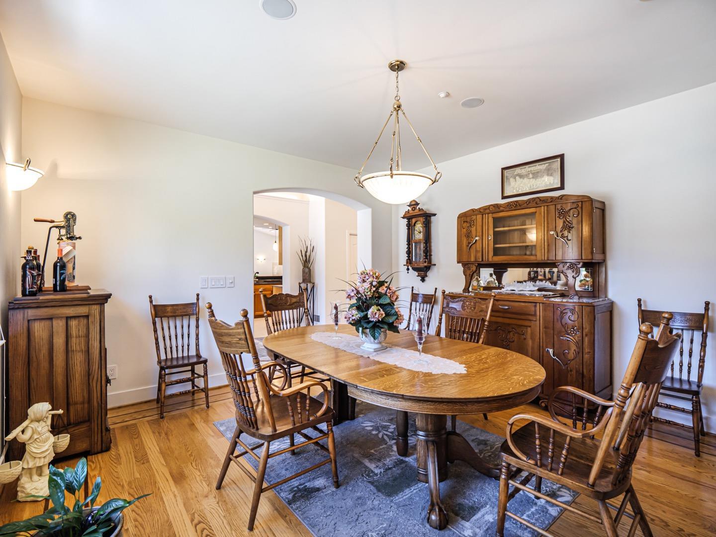 425 Bear Valley Road