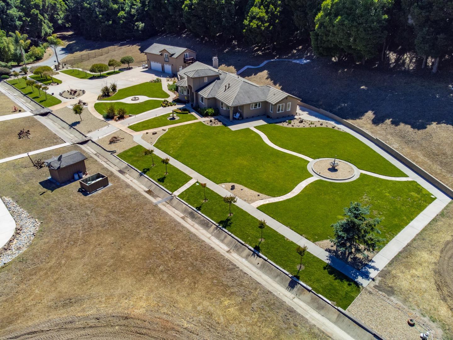 425 Bear Valley Road