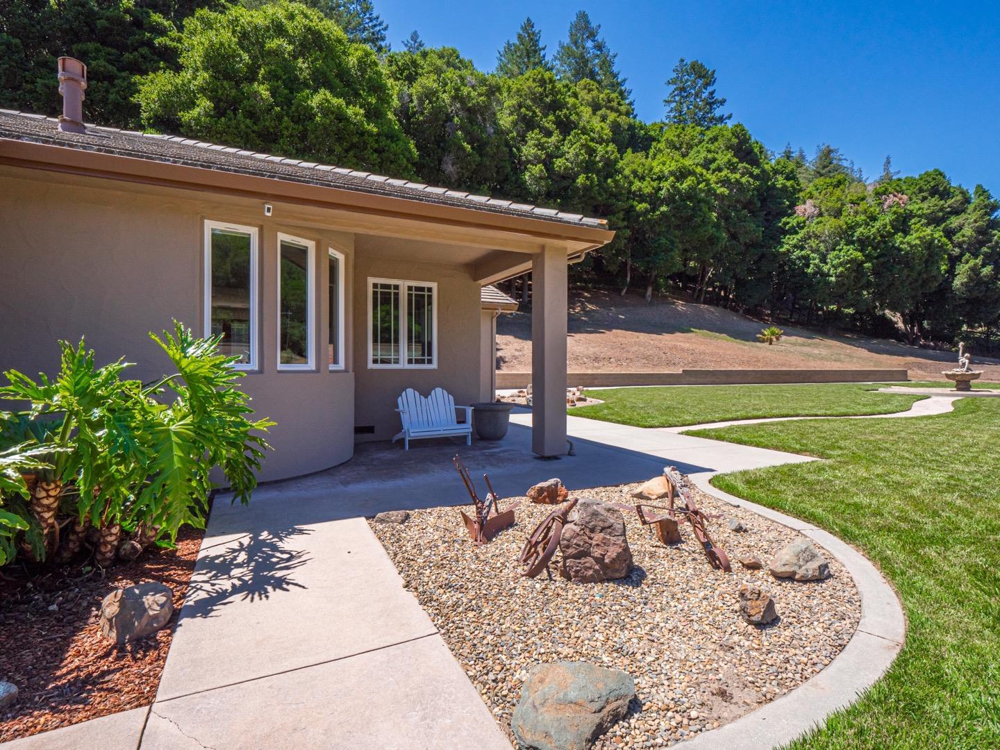 425 Bear Valley Road