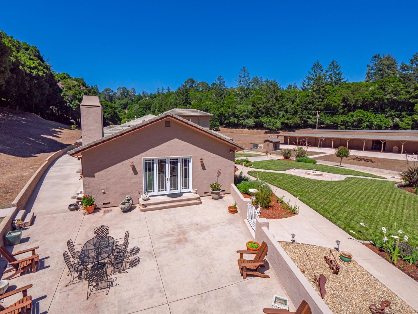 425 Bear Valley Road