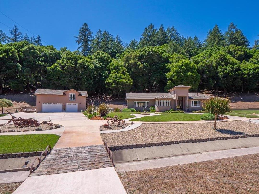 425 Bear Valley Road