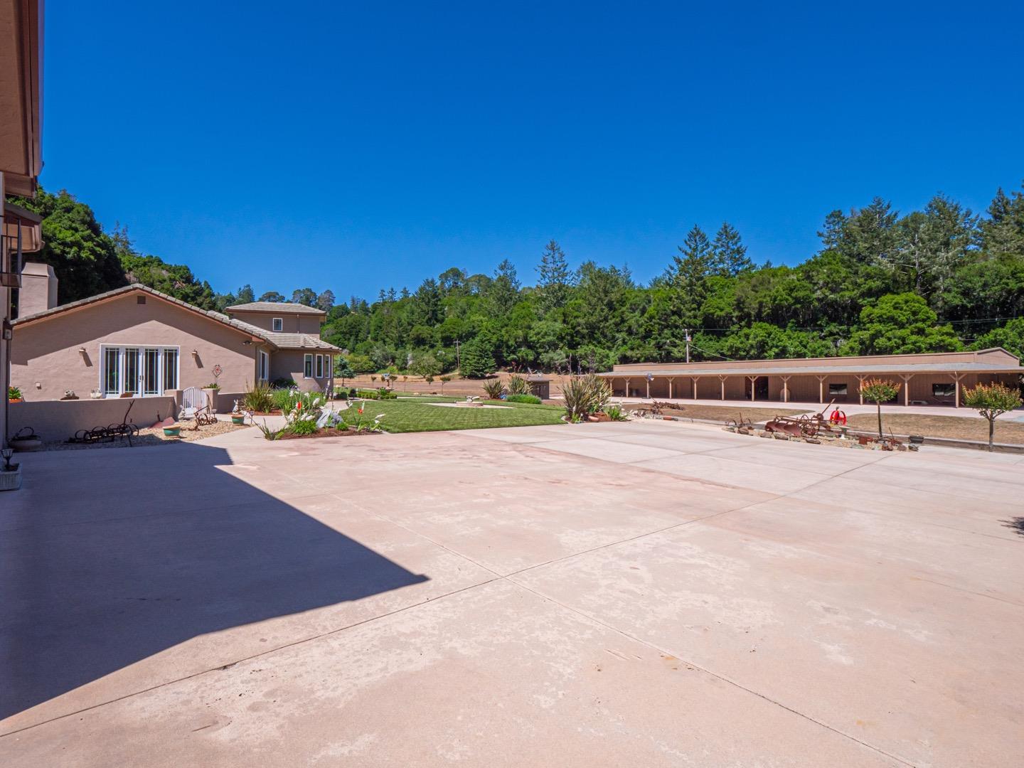 425 Bear Valley Road