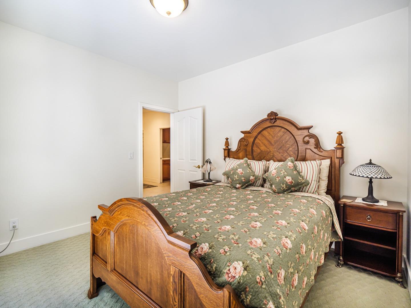 425 Bear Valley Road