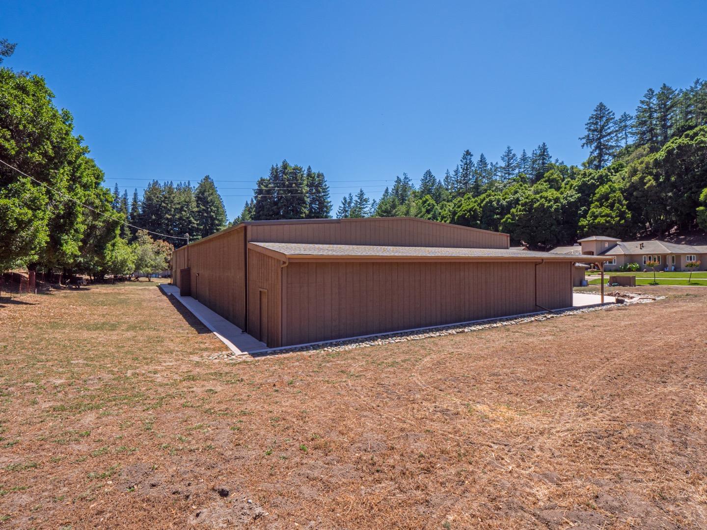 425 Bear Valley Road