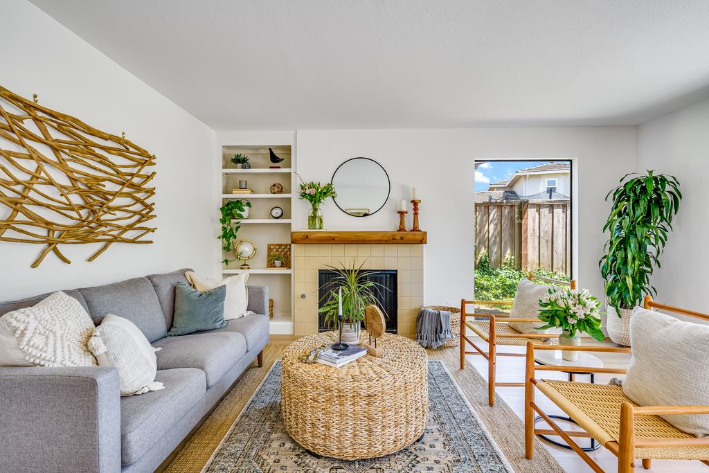 3050 Marlo CT 2