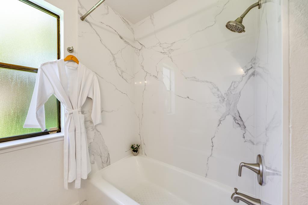 3050 Marlo CT 2
