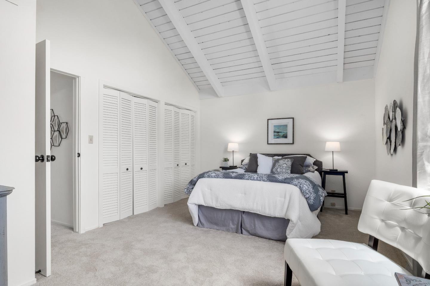 218 Elva DR