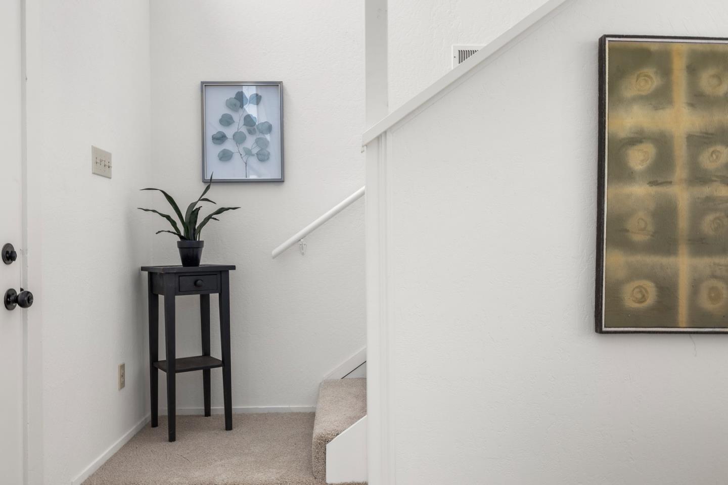 218 Elva DR