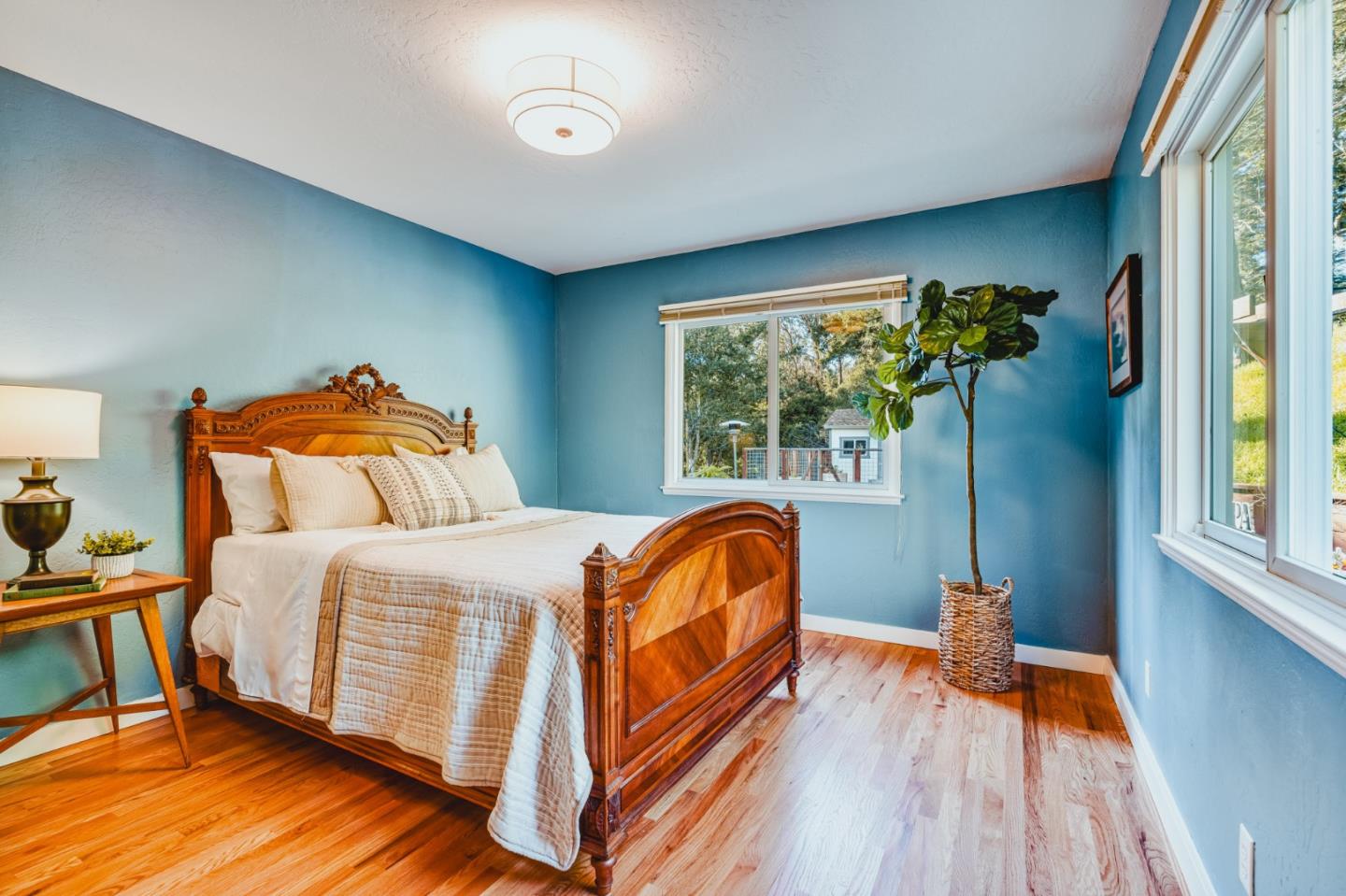 32 Eastridge DR