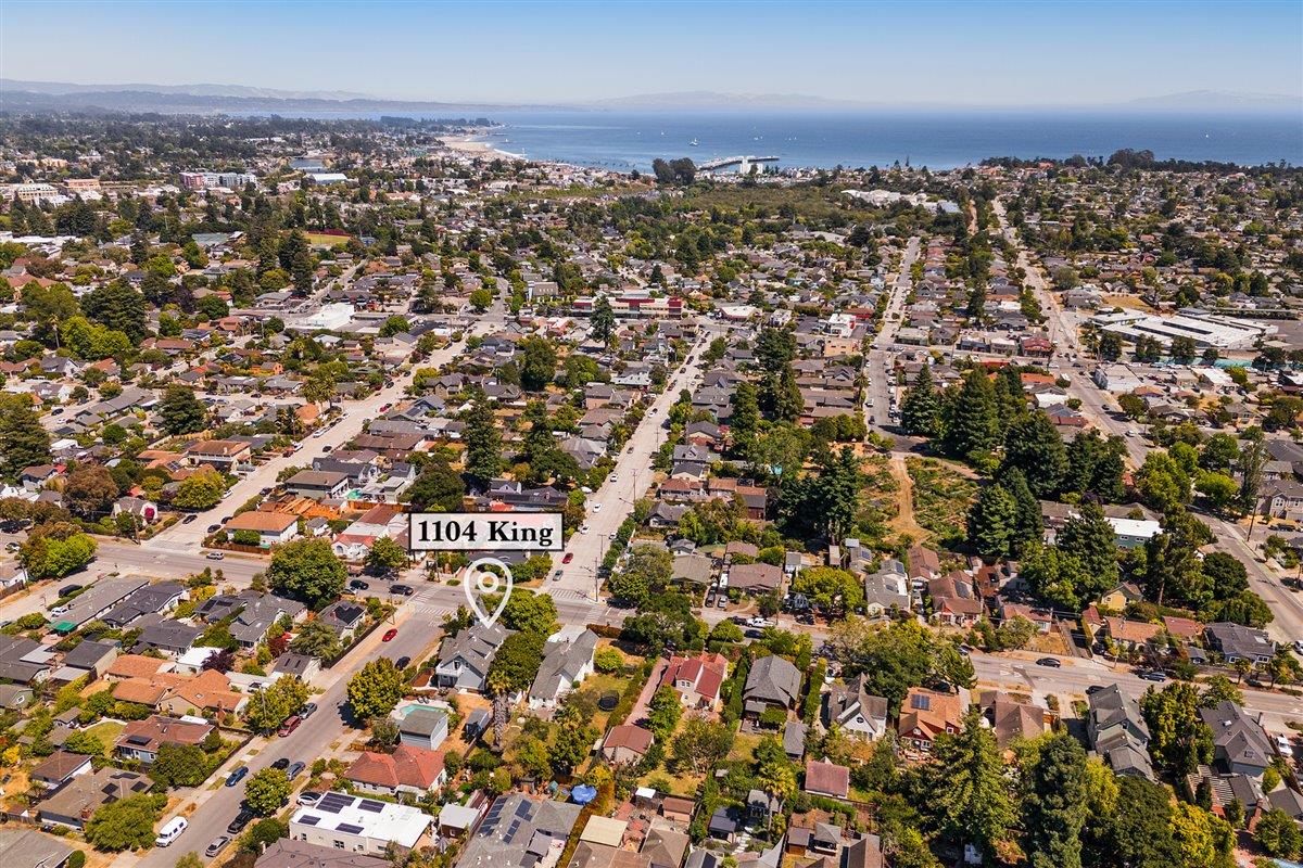 1104 King ST