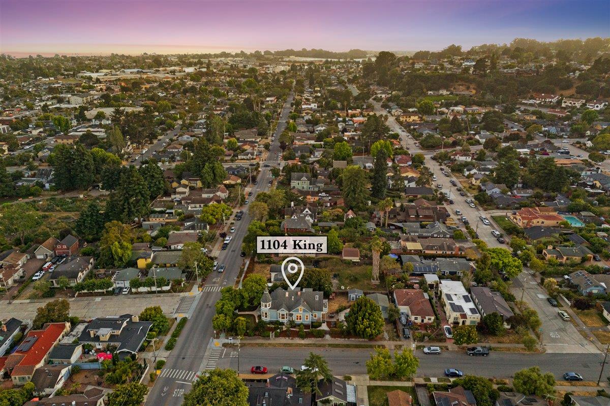 1104 King ST