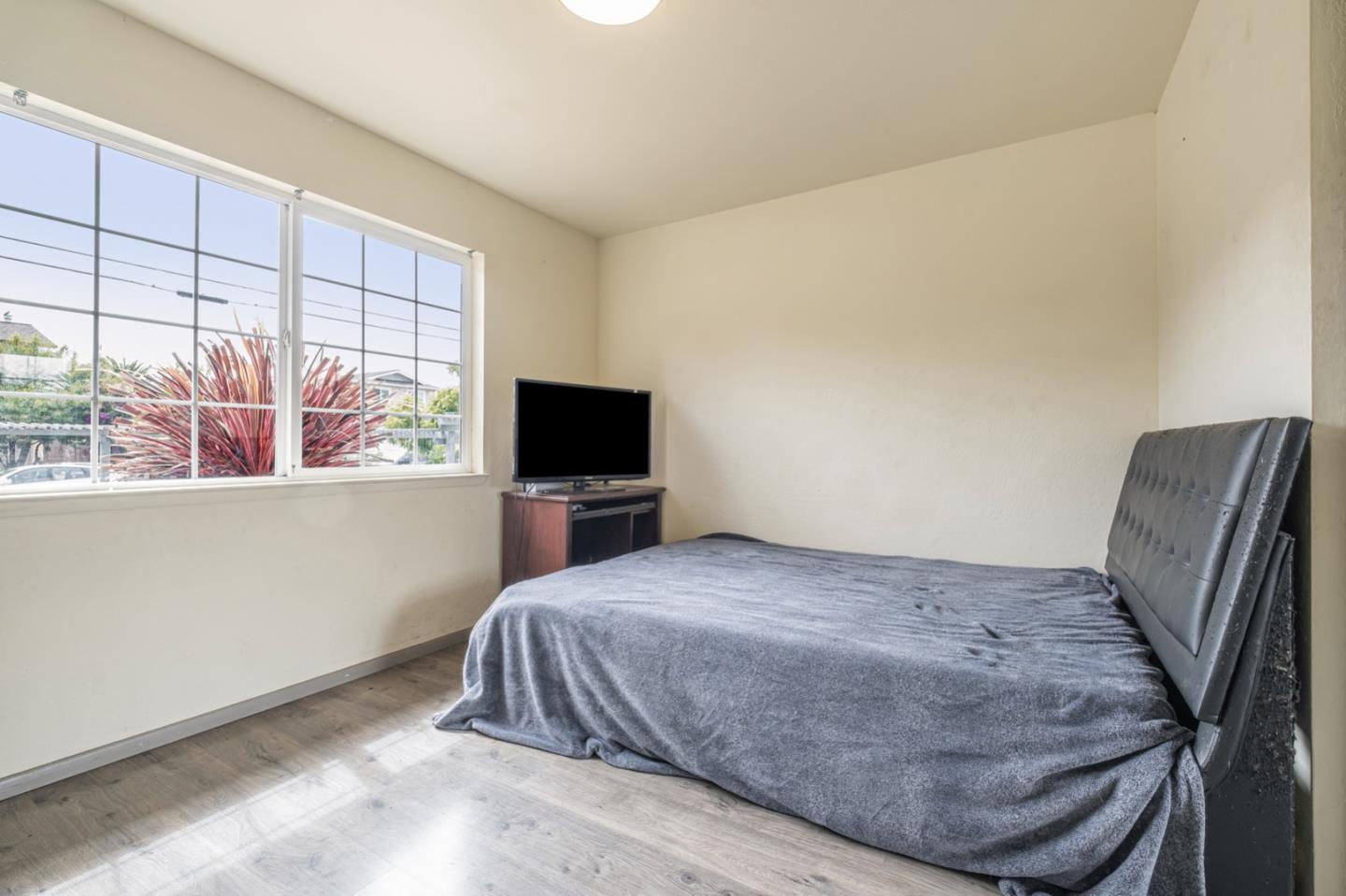 1881 Lotman DR
