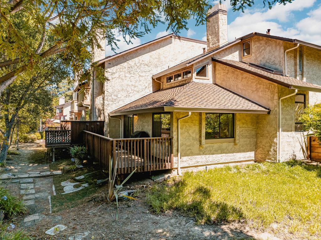 3019 Arlington DR