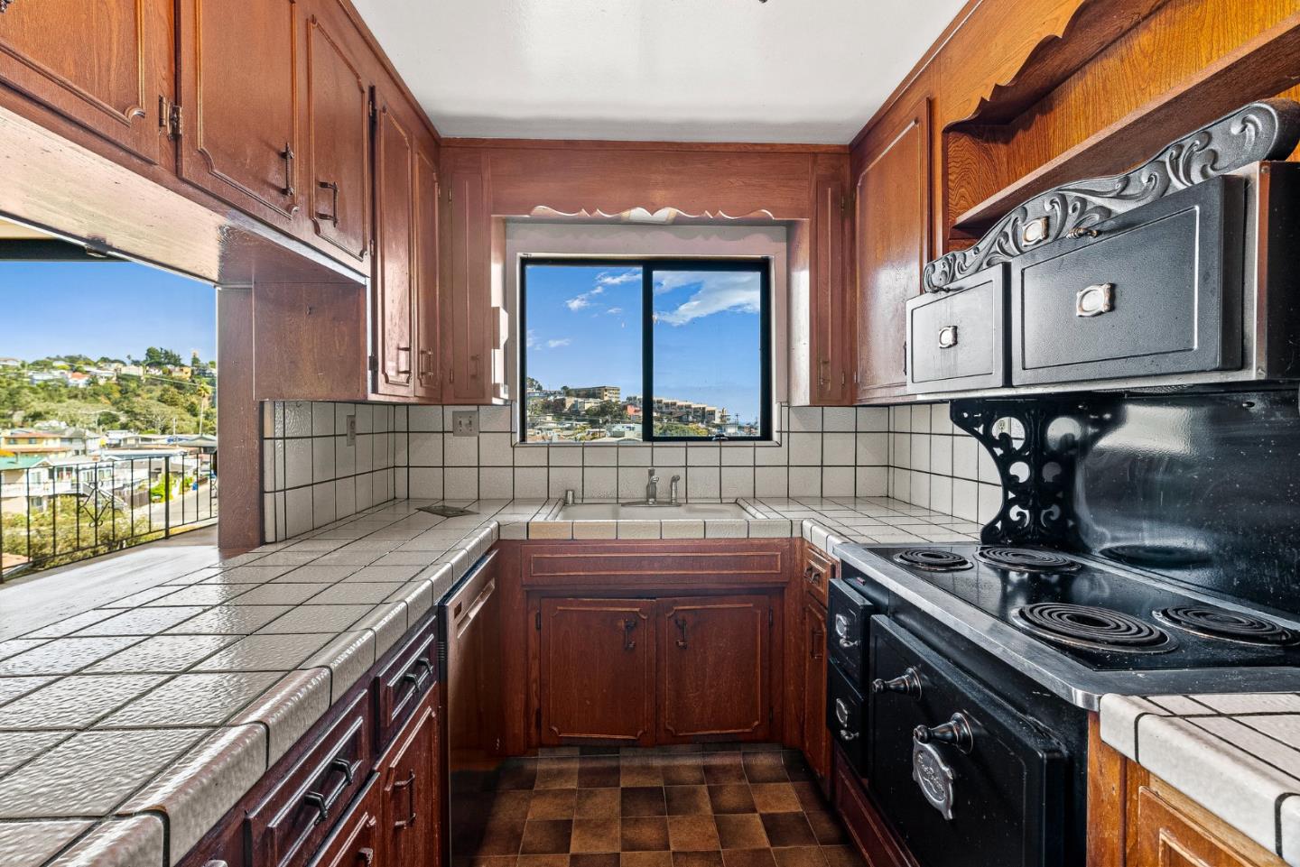 105 Glen DR