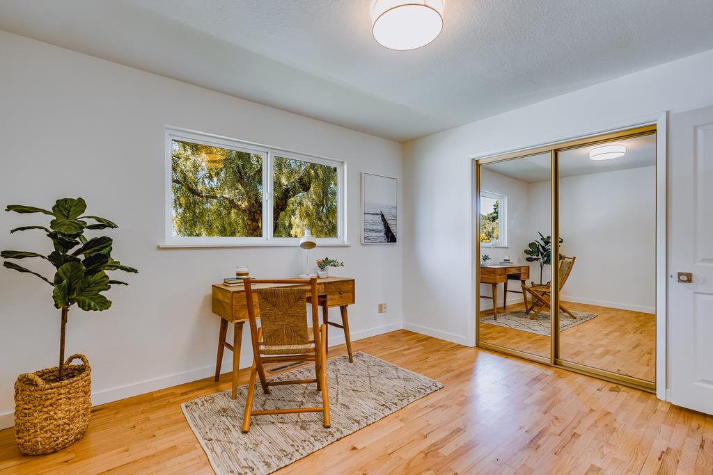 511 Pilgrim DR