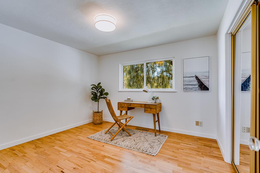 511 Pilgrim DR