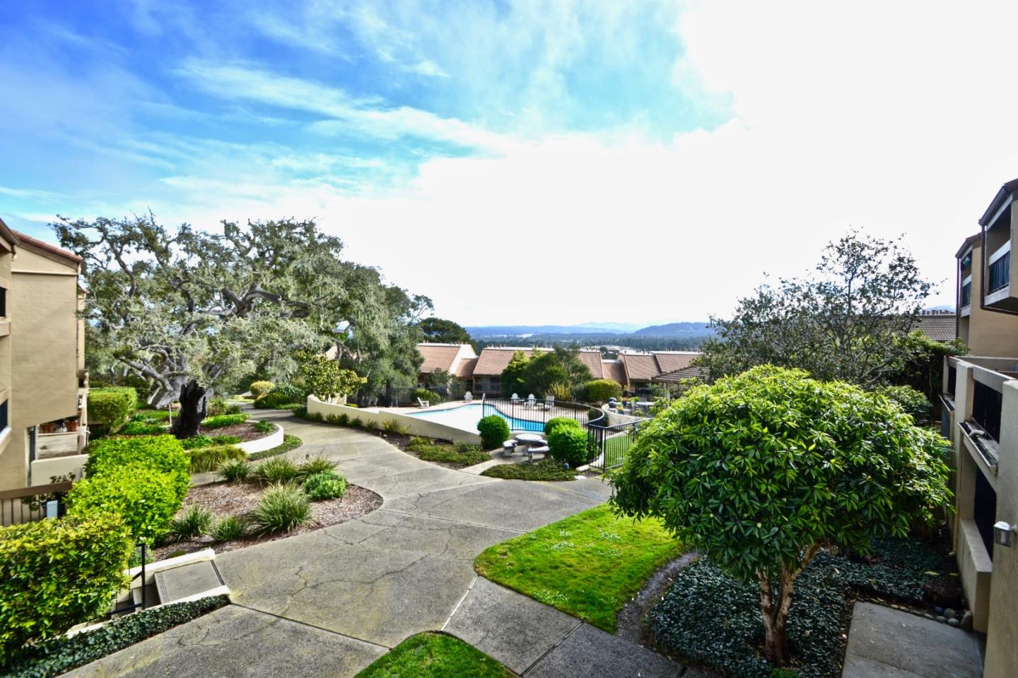4305 Golden Oaks Lane