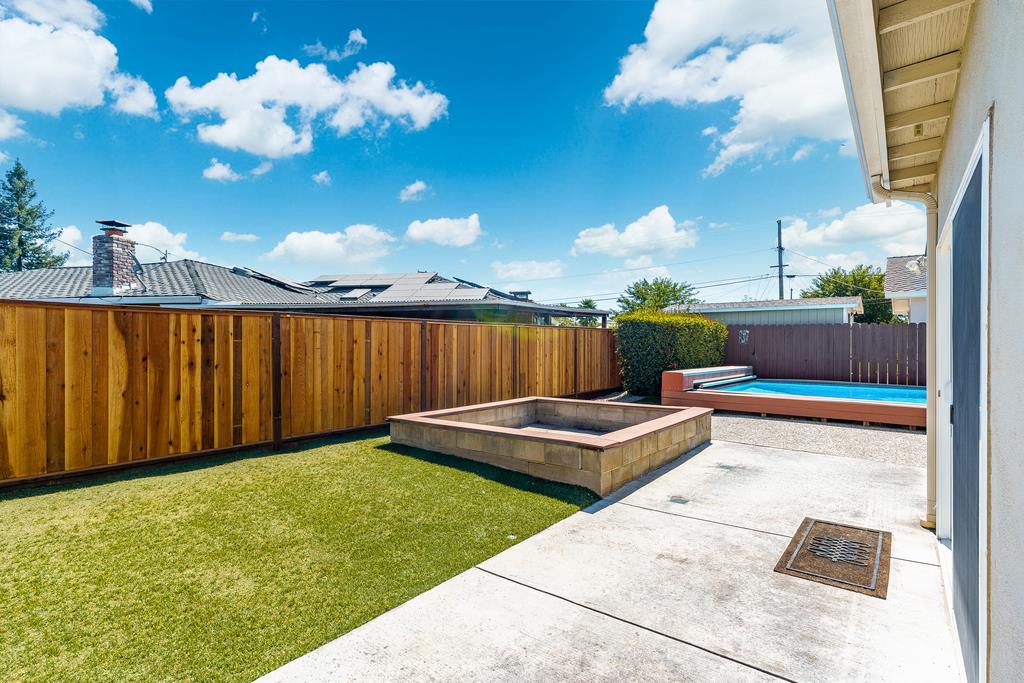 8420 Diane CT