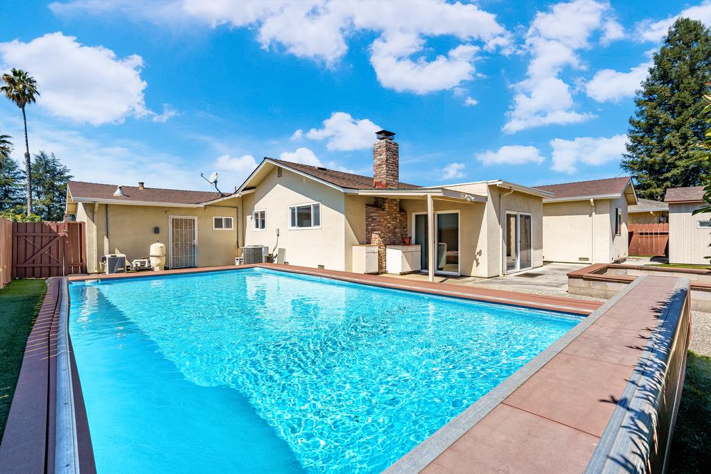 8420 Diane CT