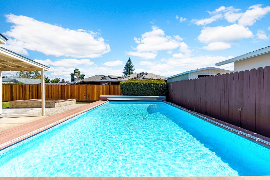8420 Diane CT