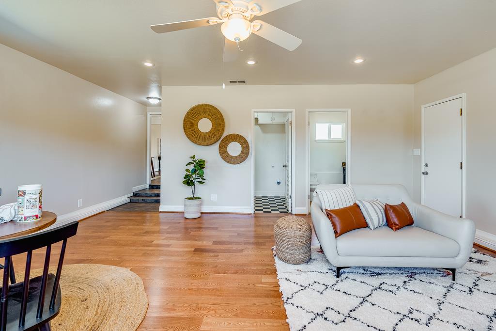 8420 Diane CT