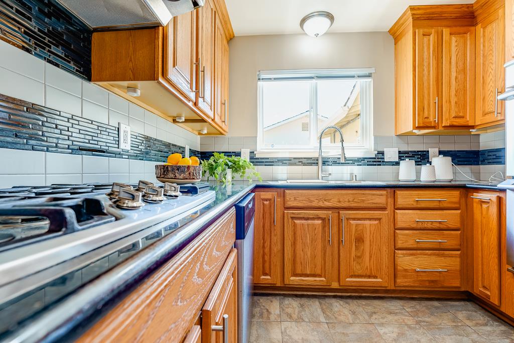 8420 Diane CT